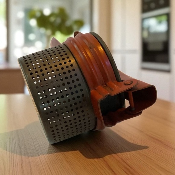 Collectible Vintage Metal Food Press Ricer Masher Handy Ludington Michigan USA - Picture 2 of 7